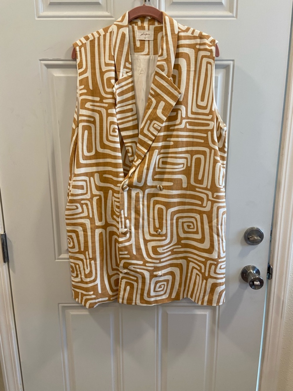 Girl and the sun dress